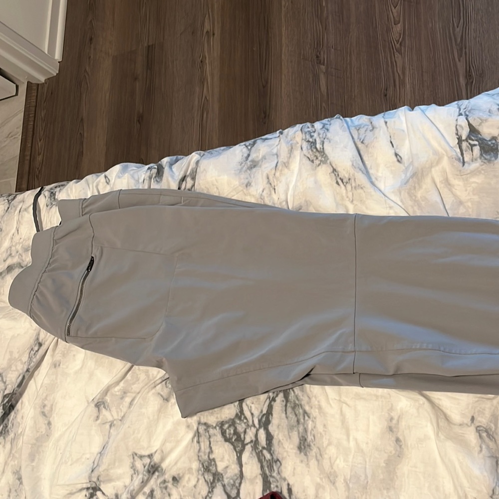 LULULEMON ABC jogger Silver Drop